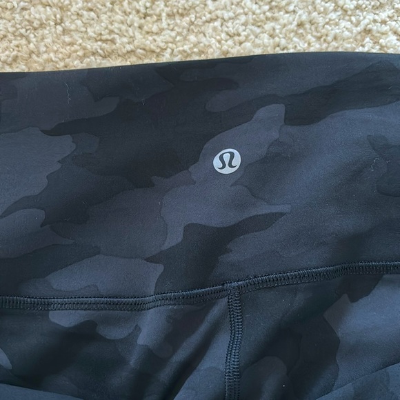 Lululemon Black Camo Biker Shorts - Picture 3 of 7